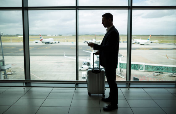 Optimizando Viajes de Negocios: 6 Consejos para Ahorrar Tiempo y Costos